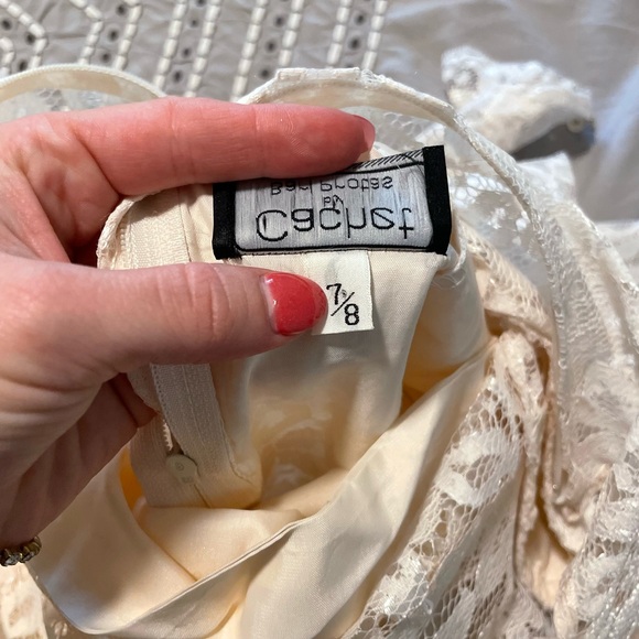 Cachet bari protas vintage white lace wedding dress - Picture 5 of 5